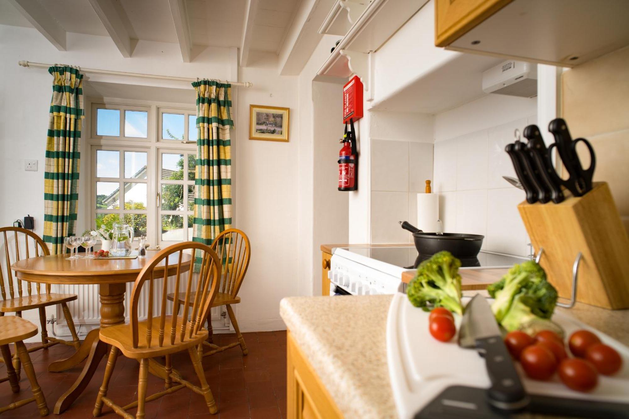Garden Cottage Newcastle Emlyn Luaran gambar